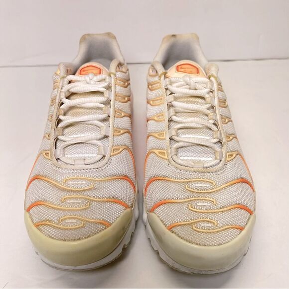 Nike Womens Air Max Plus Tn Running Shoes in White Atomic Orange 10 - Picture 11 of 13